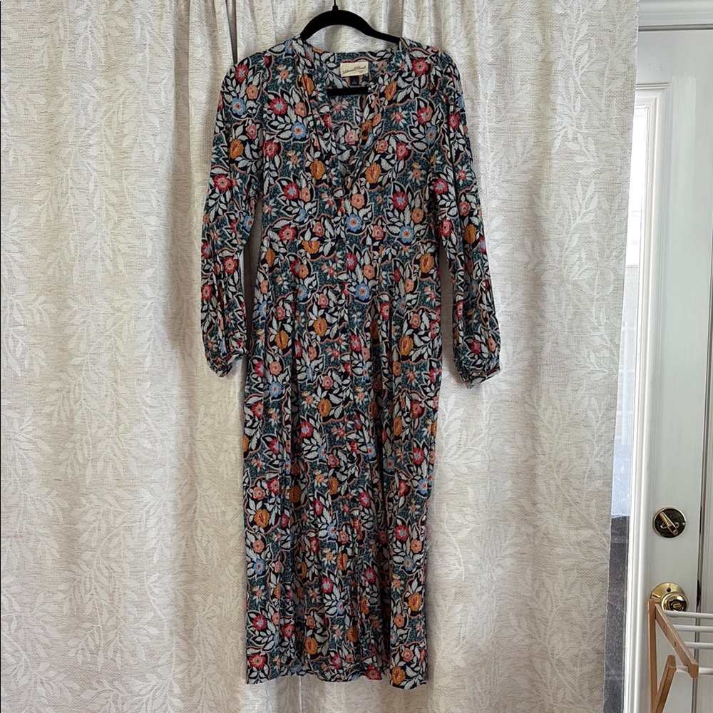 Universal Thread Orange and Red V-Neck Bishop Sleeve Sundress